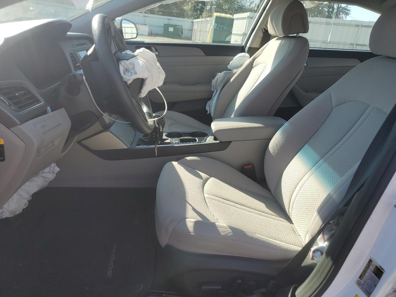 2015 Hyundai Sonata - Image 7