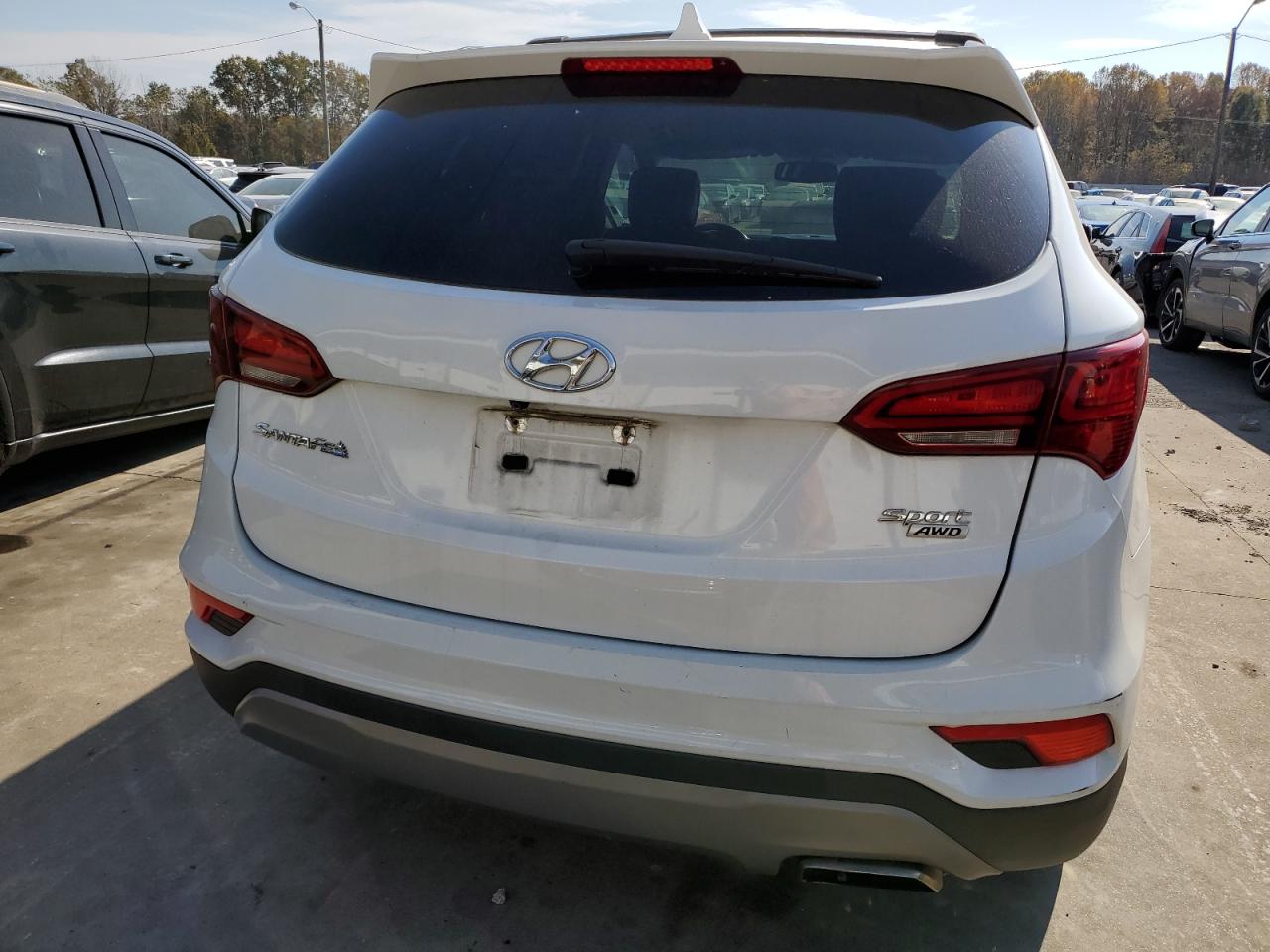 2017 Hyundai Santa Fe Sport VIN: 5NMZUDLB3HH028662 Lot: 78062734