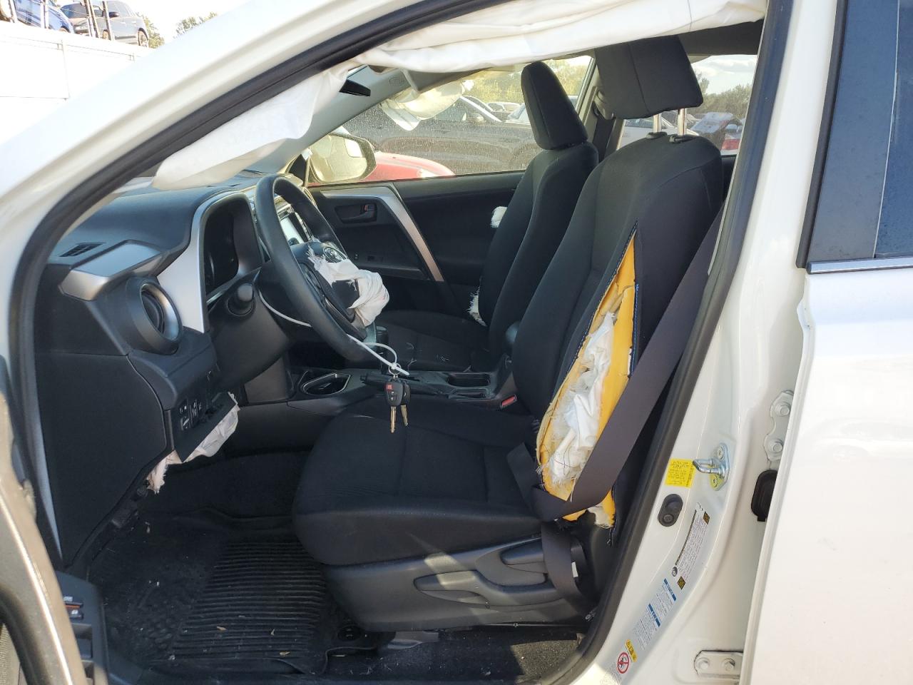 2017 Toyota Rav4 Le VIN: JTMBFREVXHJ135864 Lot: 74954434