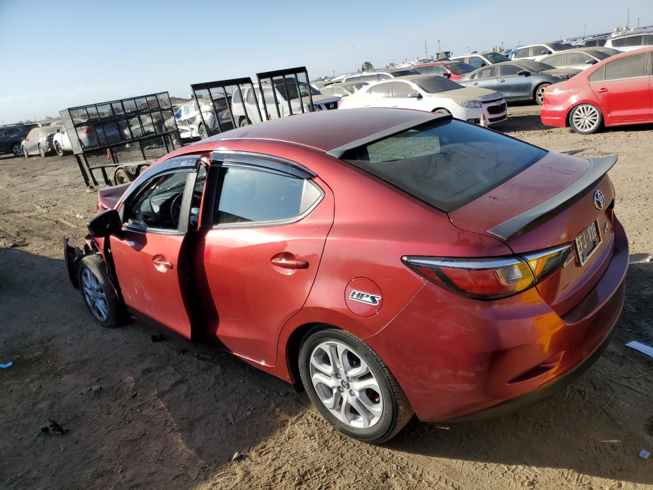 2018 Toyota Yaris - Image 2