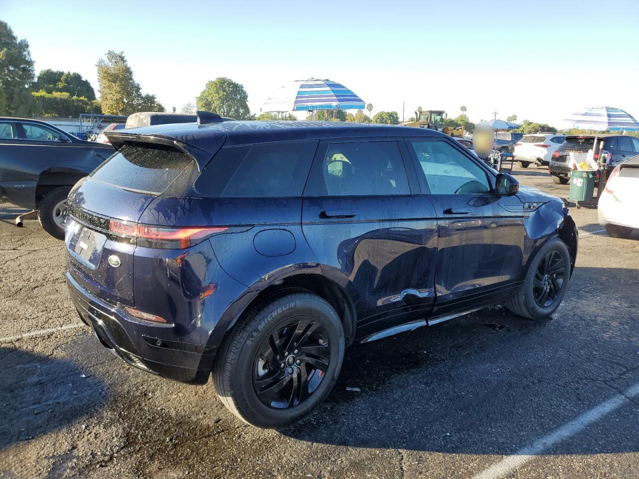 2023 Land Rover Range Rover - Image 3