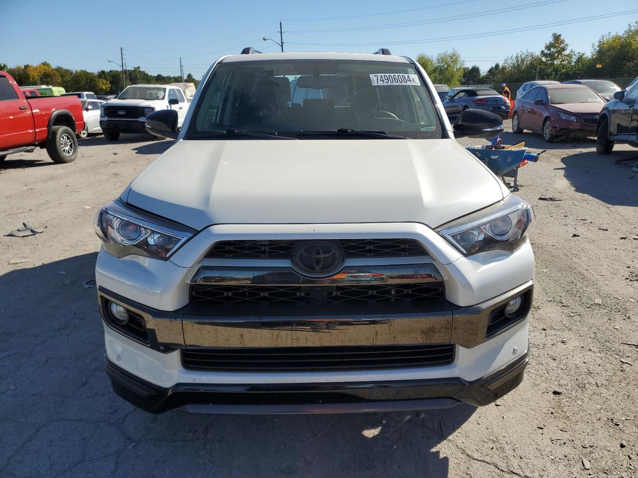 VIN JTEBU5JR1K5695503 2019 TOYOTA 4RUNNER no.5