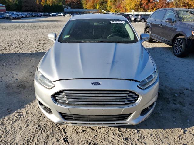  FORD FUSION 2015 Серебристый