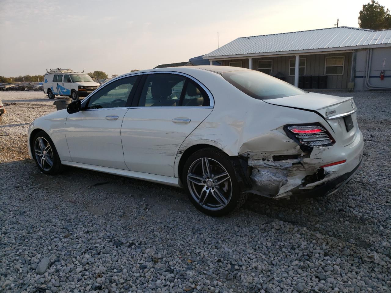 2017 Mercedes-Benz E-klasse - Image 2
