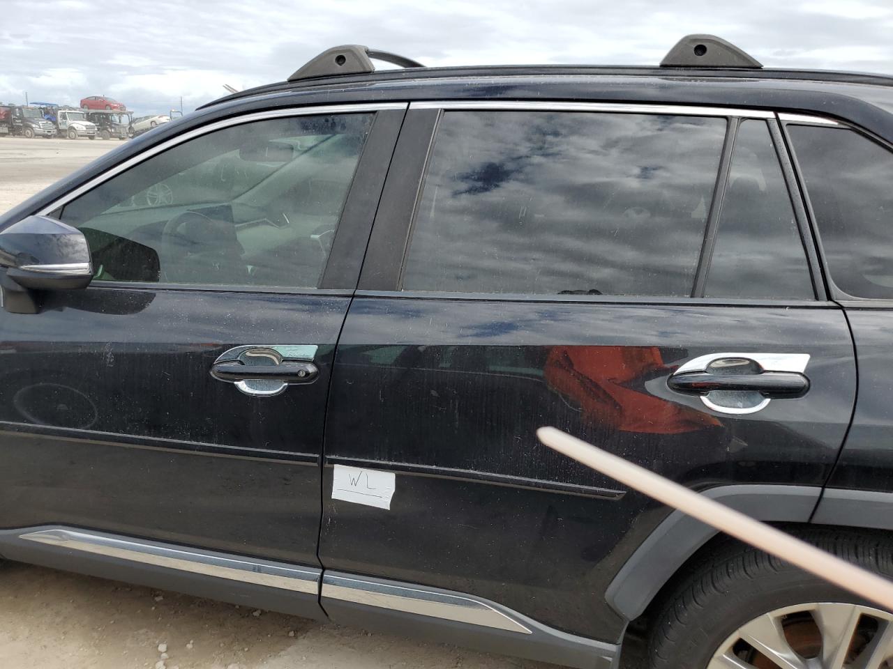 2020 Toyota Rav4 Xle Premium VIN: JTMC1RFV0LJ017283 Lot: 75342294