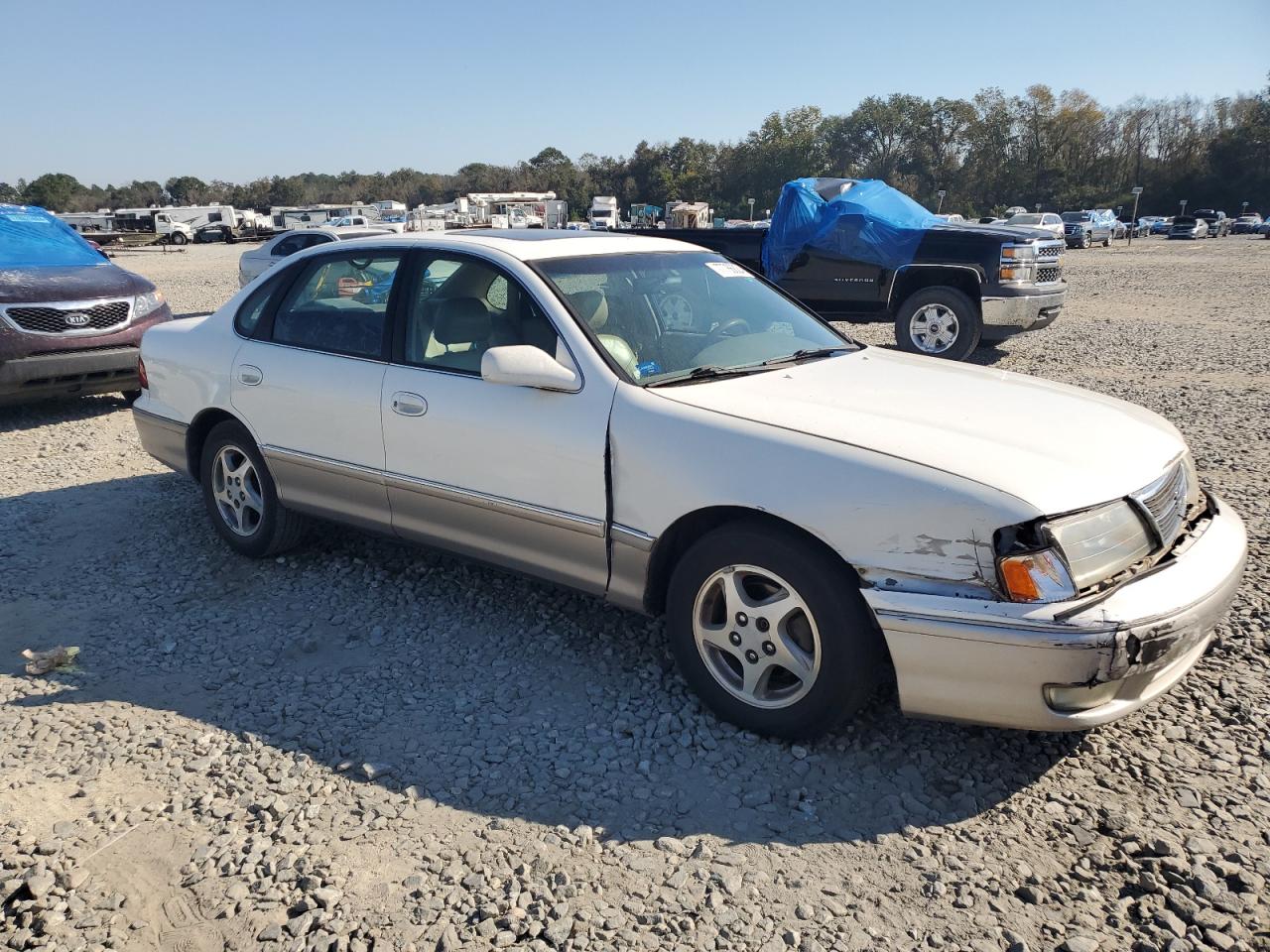 1999 Toyota Avalon - Image 4