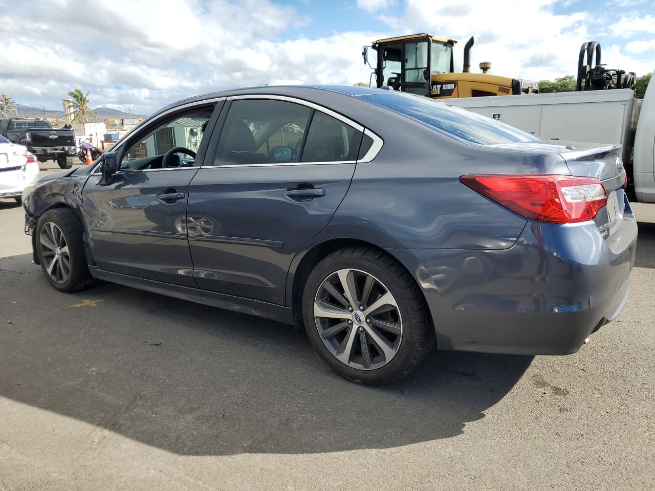 2015 Subaru Legacy - Image 2
