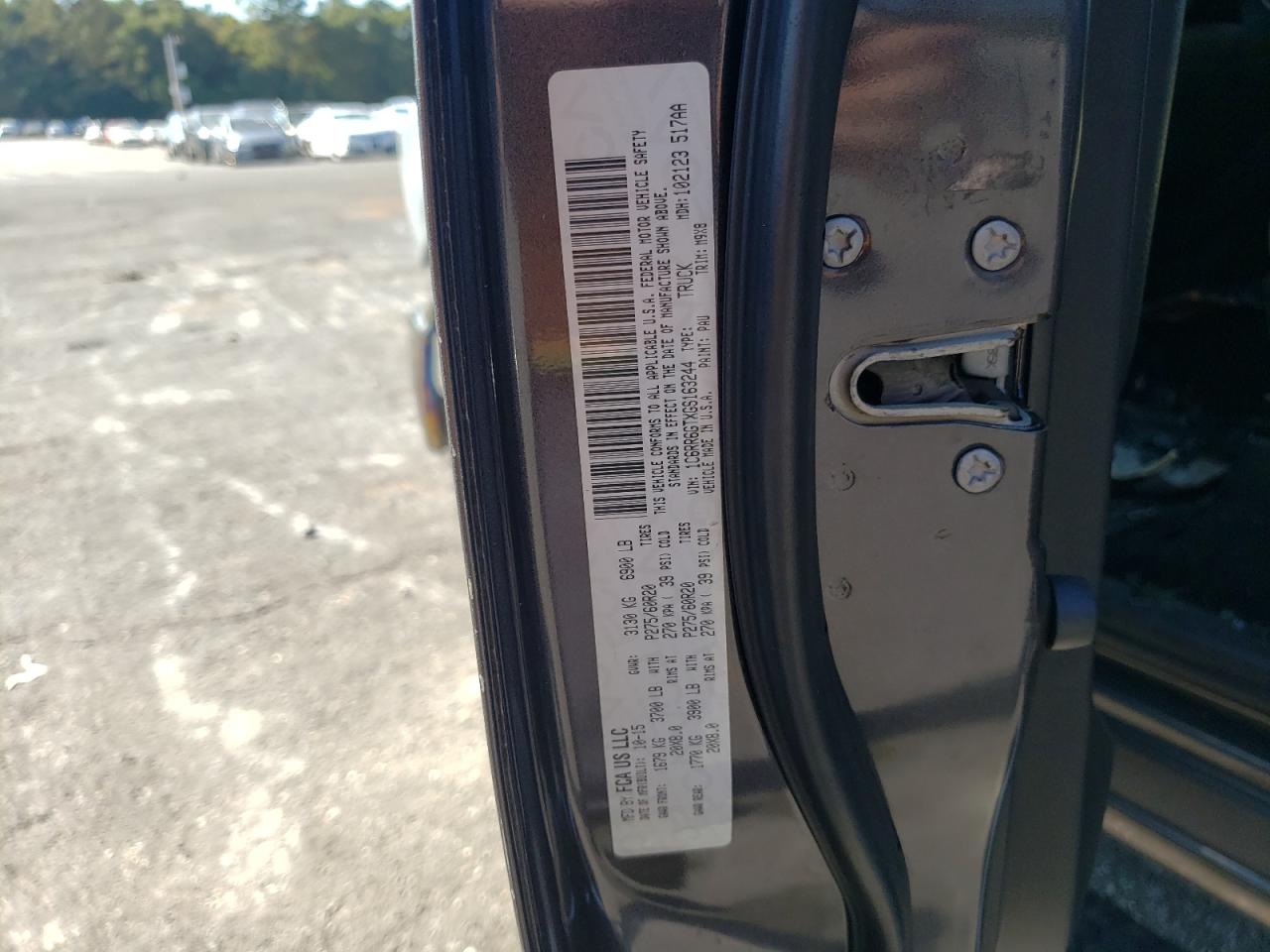 2016 RAM 1500 - Image 13