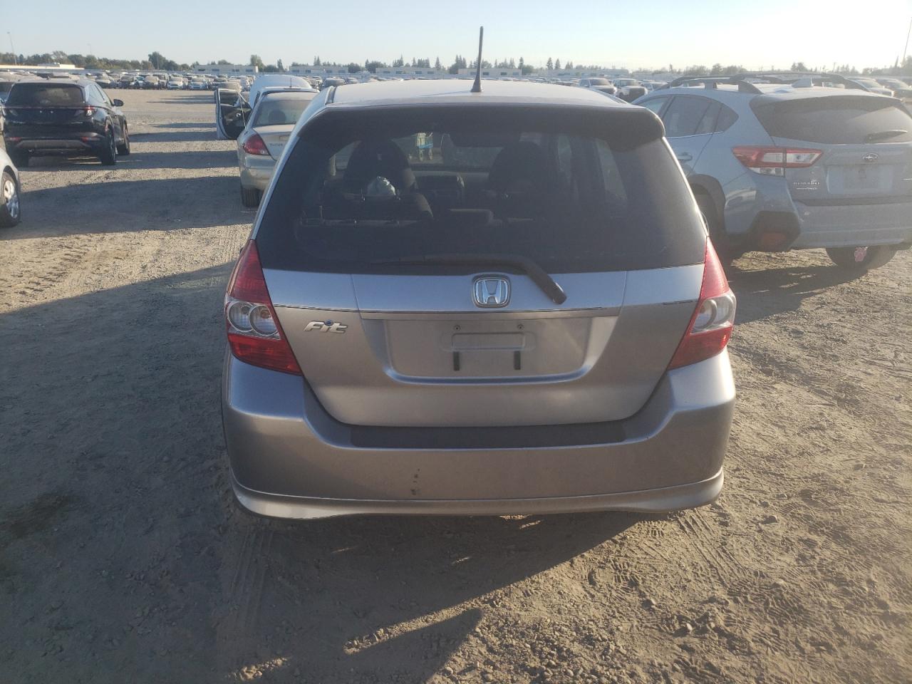 2007 Honda Fit S VIN: JHMGD38687S065043 Lot: 74739224