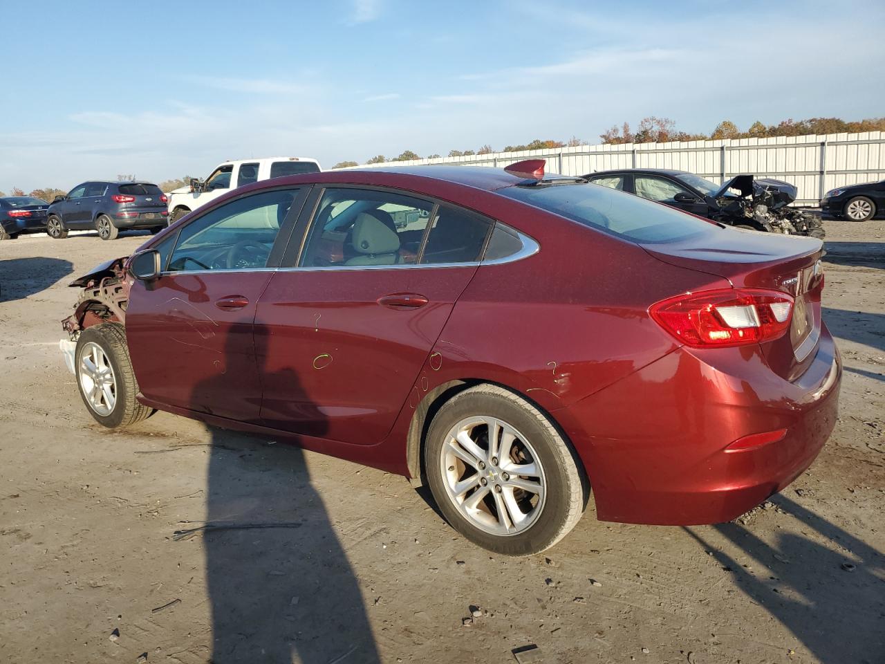 2016 Chevrolet Cruze - Image 2