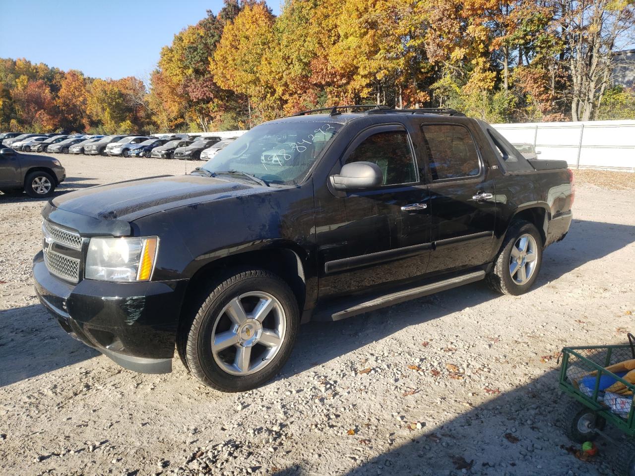 2007 Chevrolet Avalanche - Image 1