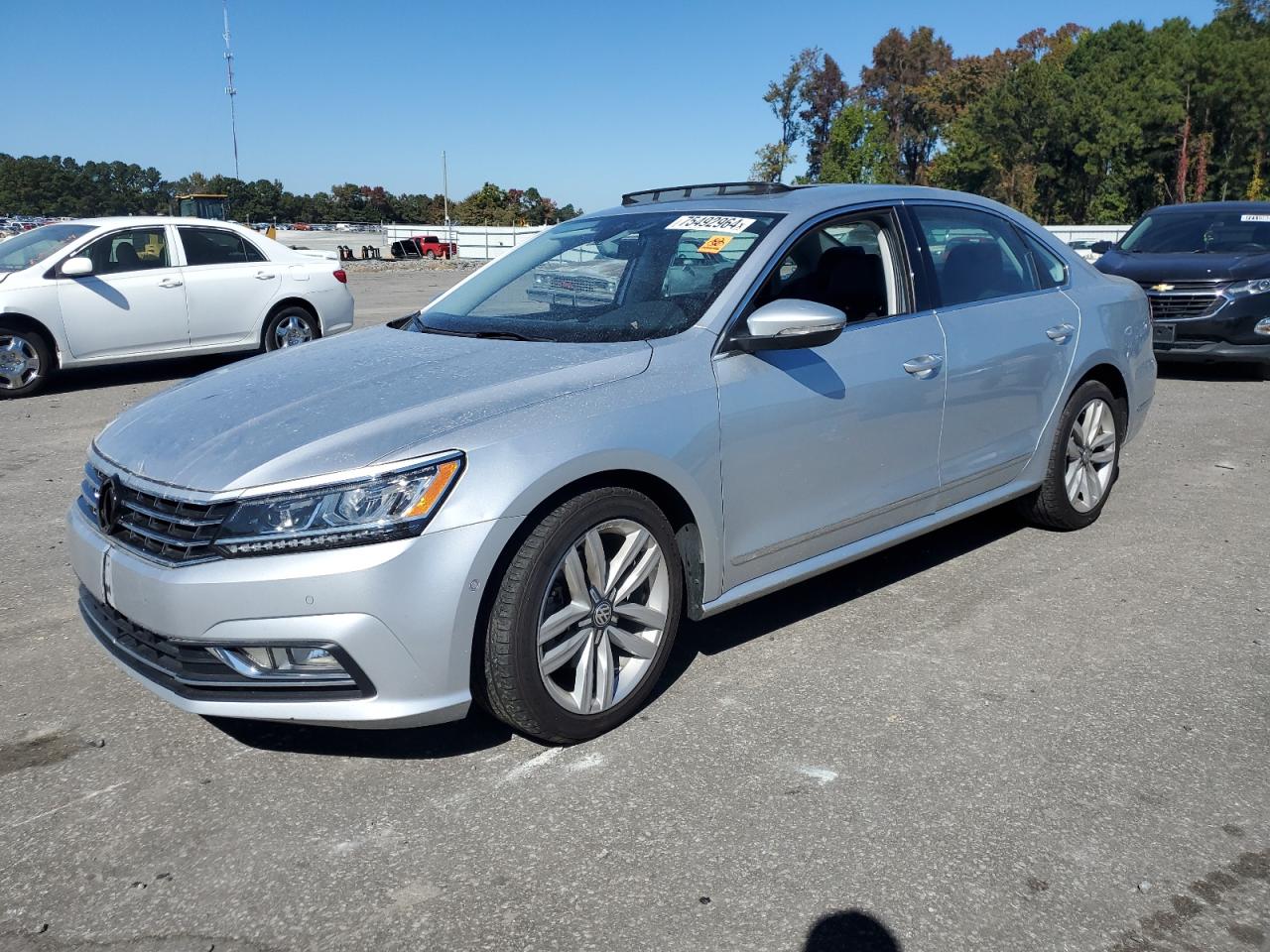 2017 Volkswagen Passat - Image 1