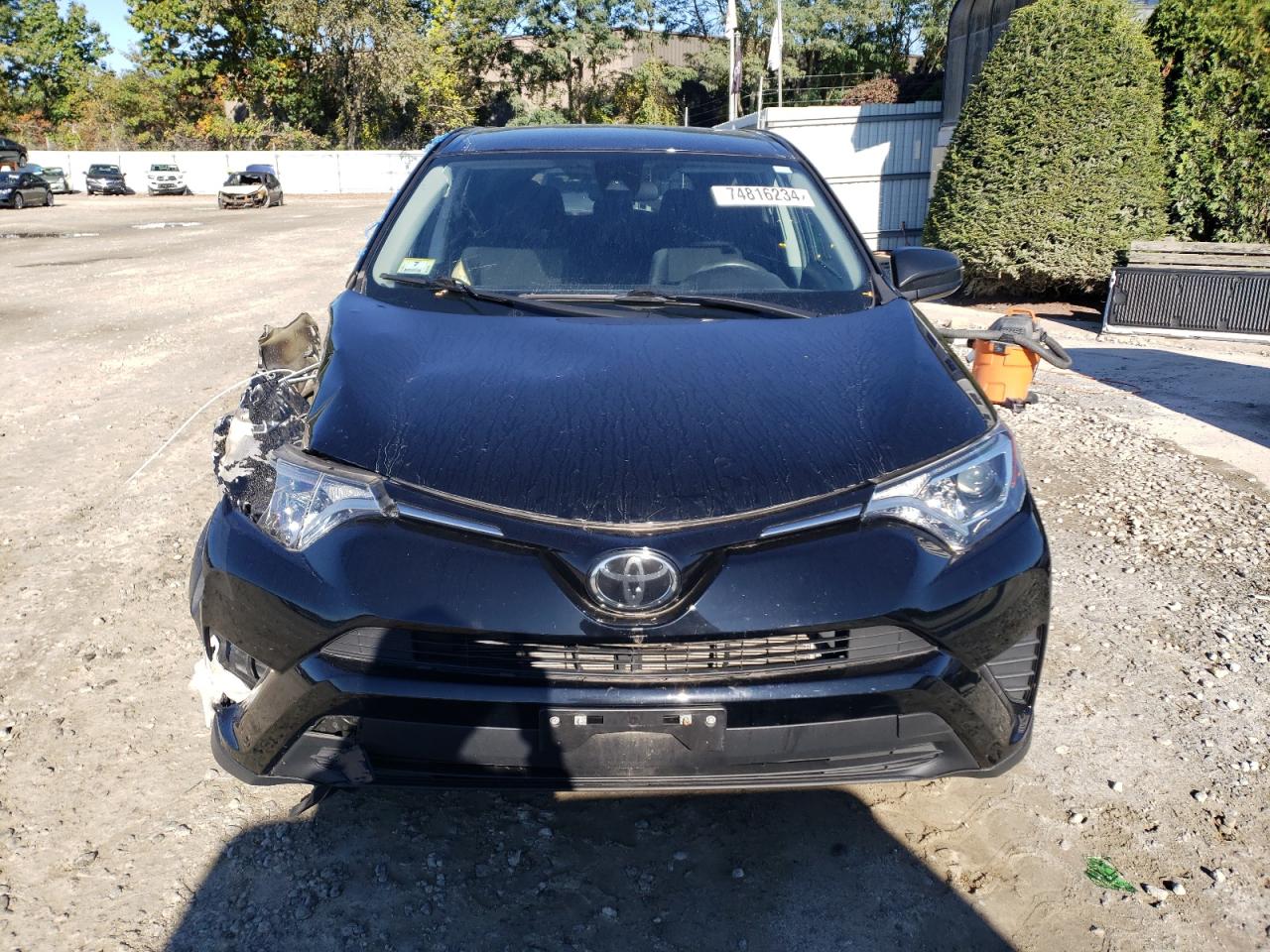 2018 Toyota RAV 4 - Image 5