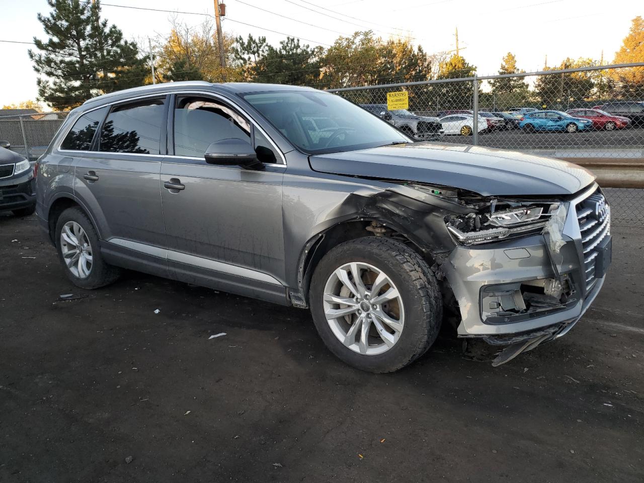 VIN WA1LAAF71HD034158 2017 AUDI Q7 no.4