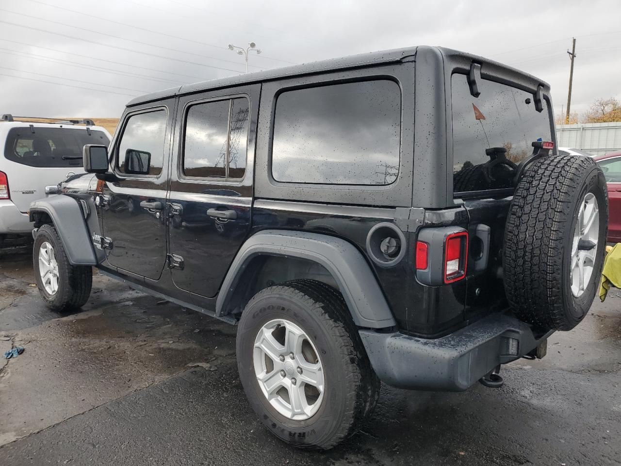 VIN 1C4HJXDG0JW208975 2018 JEEP WRANGLER no.2