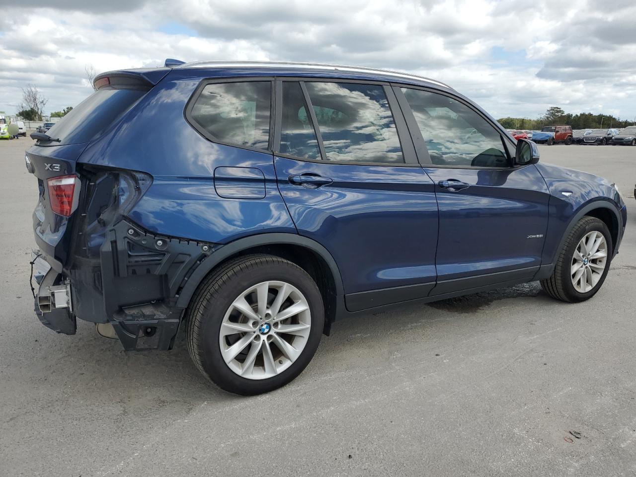 VIN 5UXWX9C52G0D78009 2016 BMW X3 no.3