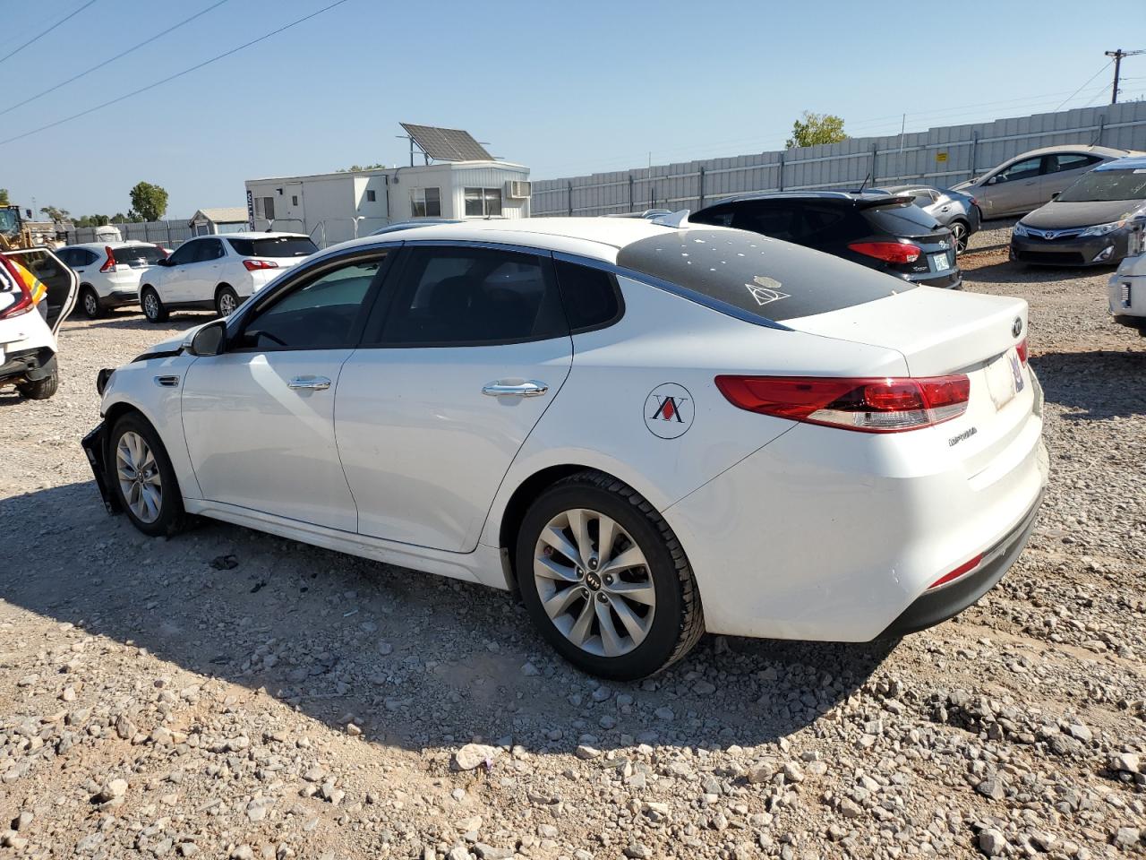 2017 Kia Optima - Image 2
