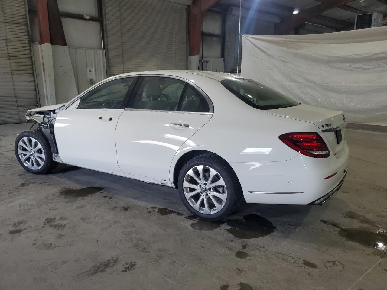 WDDZF4KB0KA597469 2019 MERCEDES-BENZ E CLASS - Image 2