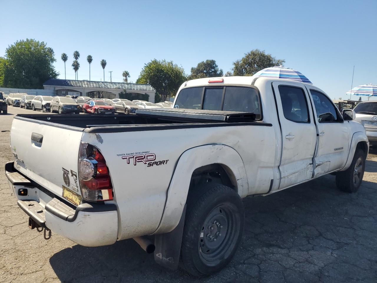 2011 Toyota Tacoma - Image 3