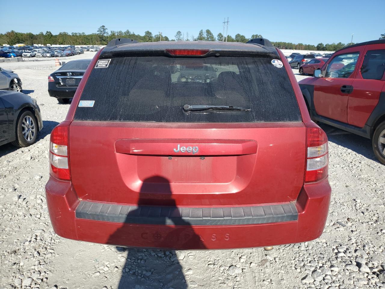 2008 Jeep Compass Sport VIN: 1J8FT47018D785561 Lot: 75996554