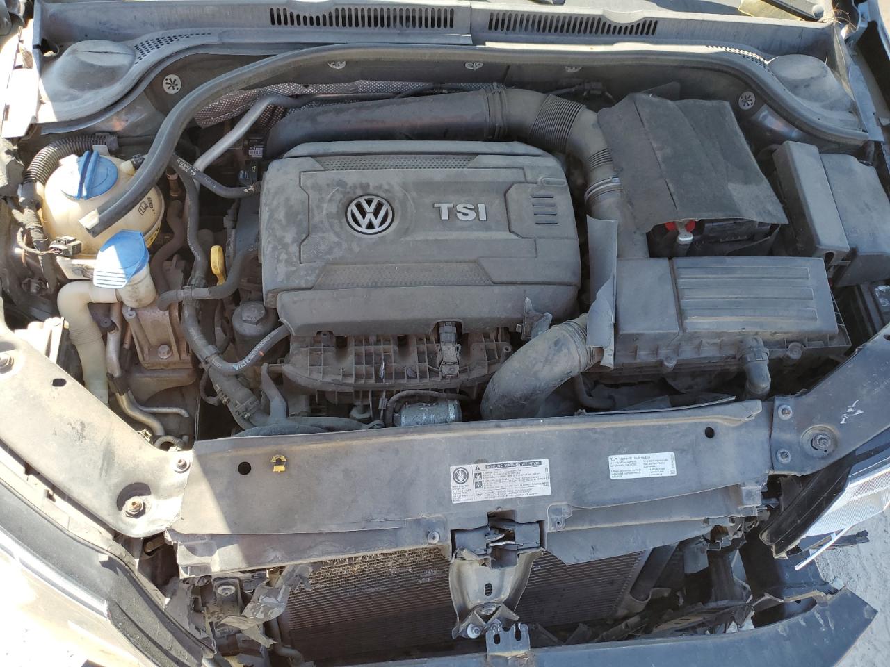2016 Volkswagen Jetta - Image 13
