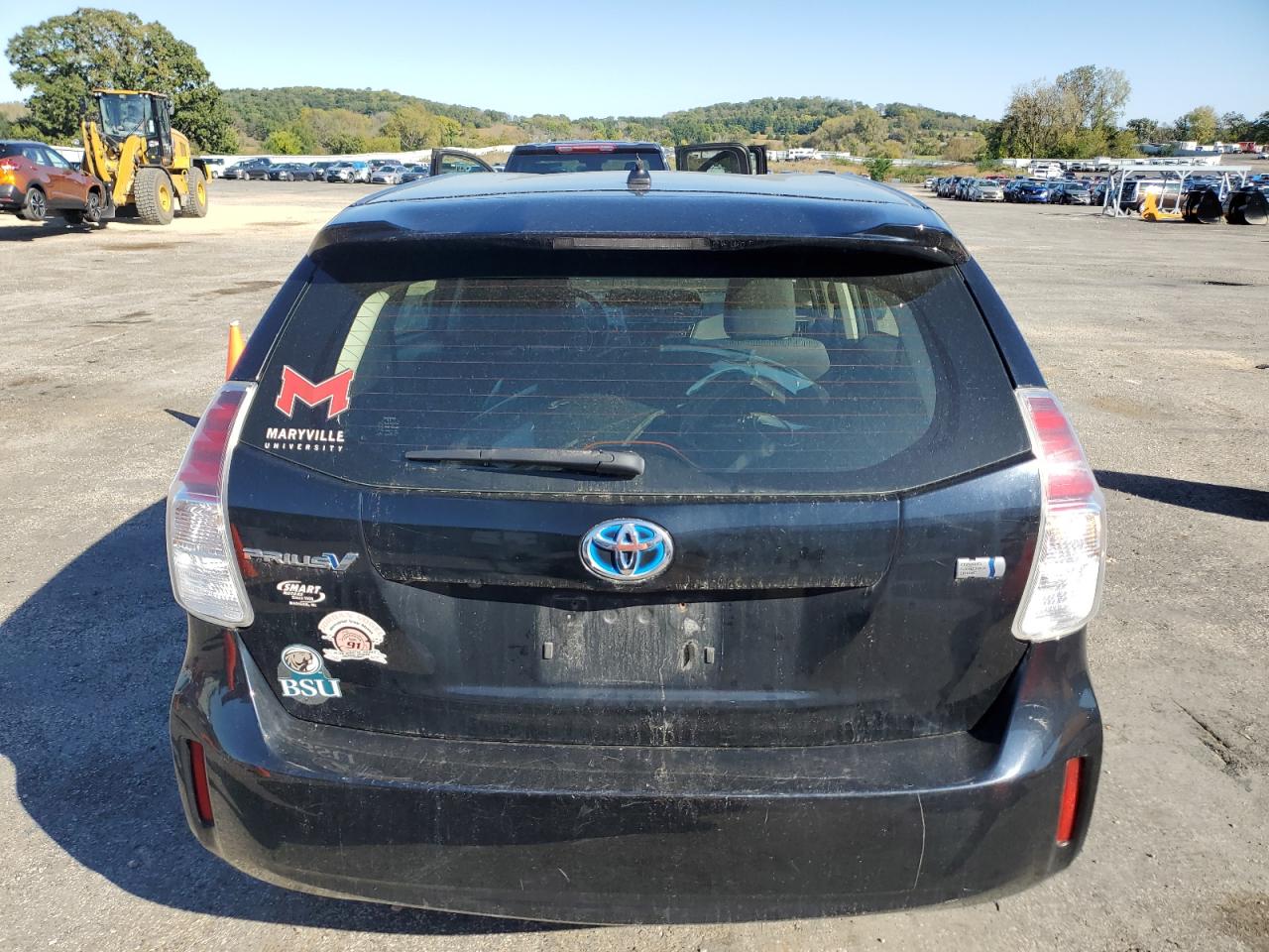 JTDZN3EU5GJ051326 2016 Toyota Prius V