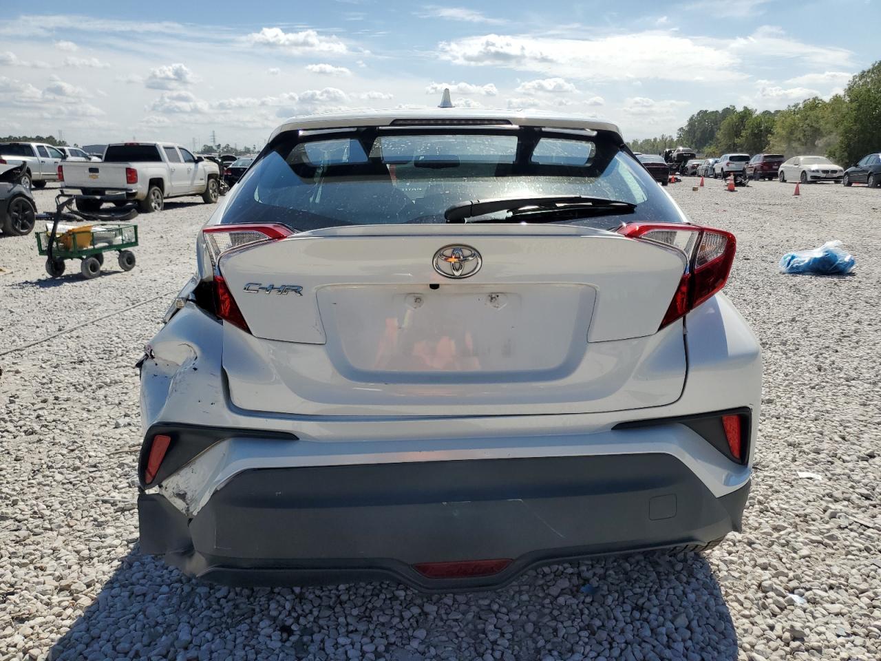 NMTKHMBXXJR022992 2018 Toyota C-Hr Xle