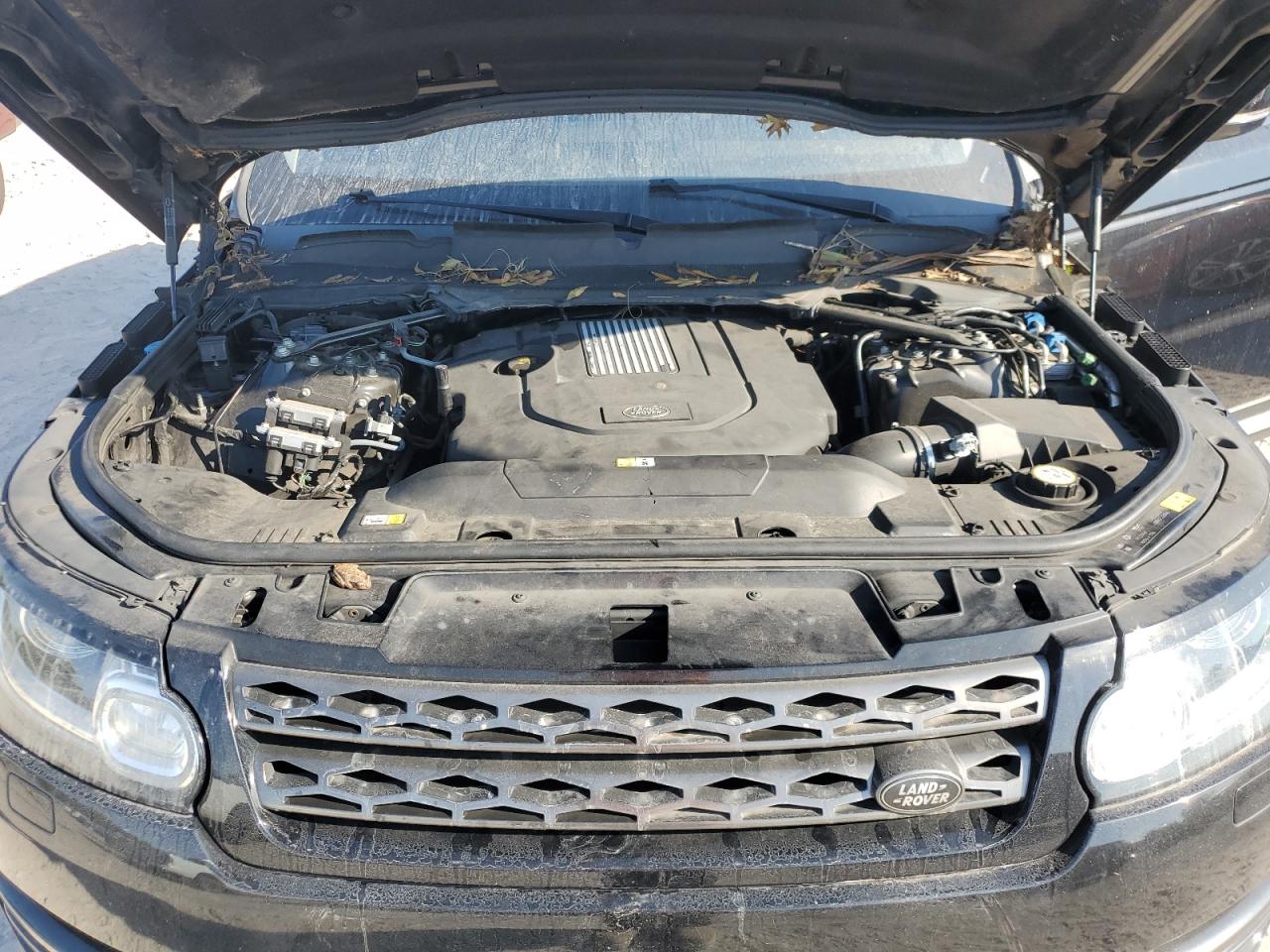 2017 Land Rover Range Rover - Image 12