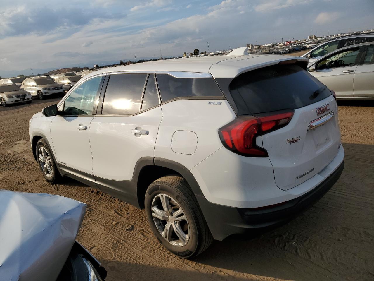 2020 GMC Terrain - Image 2