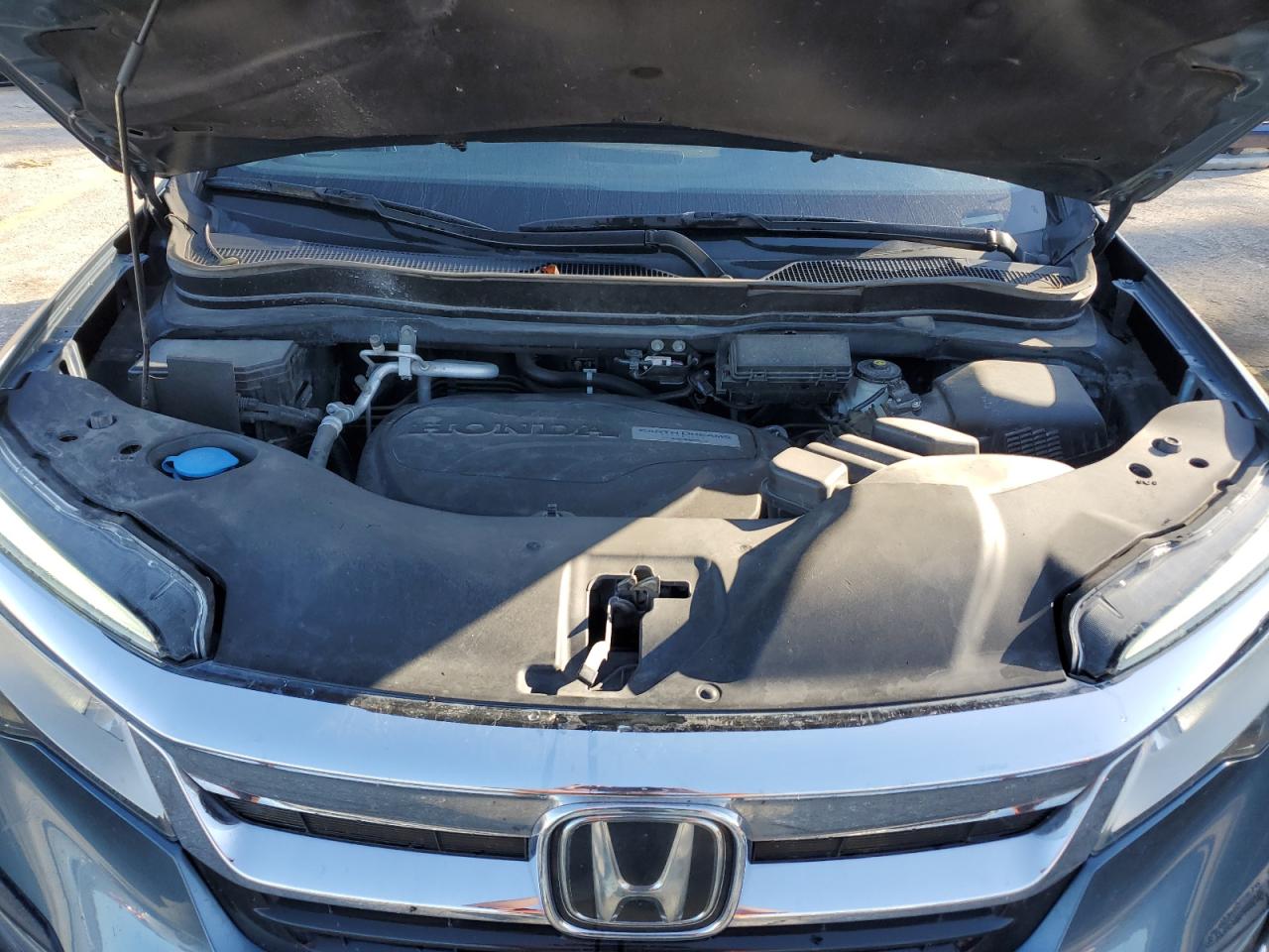 2019 Honda Pilot - Image 12