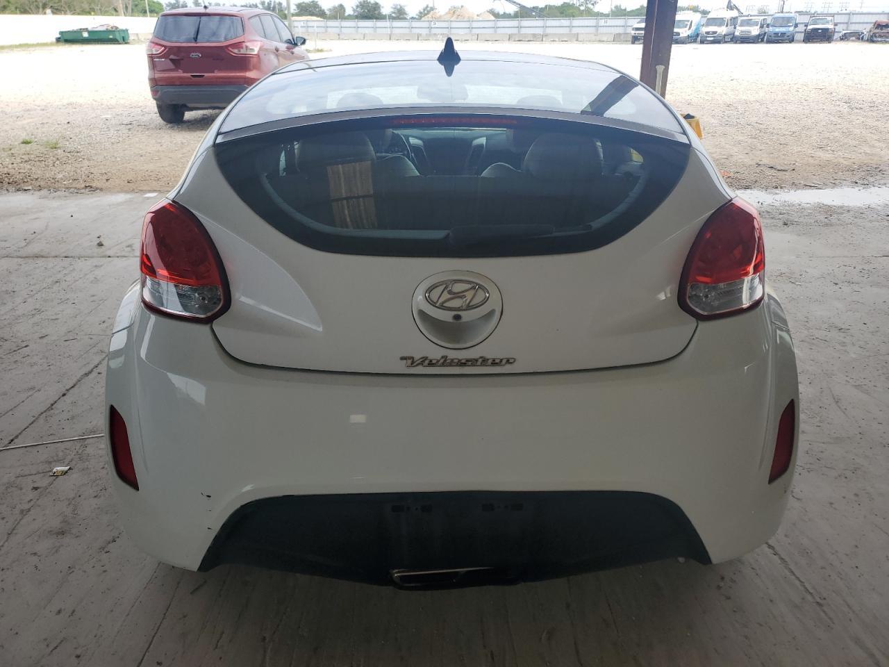 2014 Hyundai Veloster VIN: KMHTC6AD0EU206861 Lot: 76593534