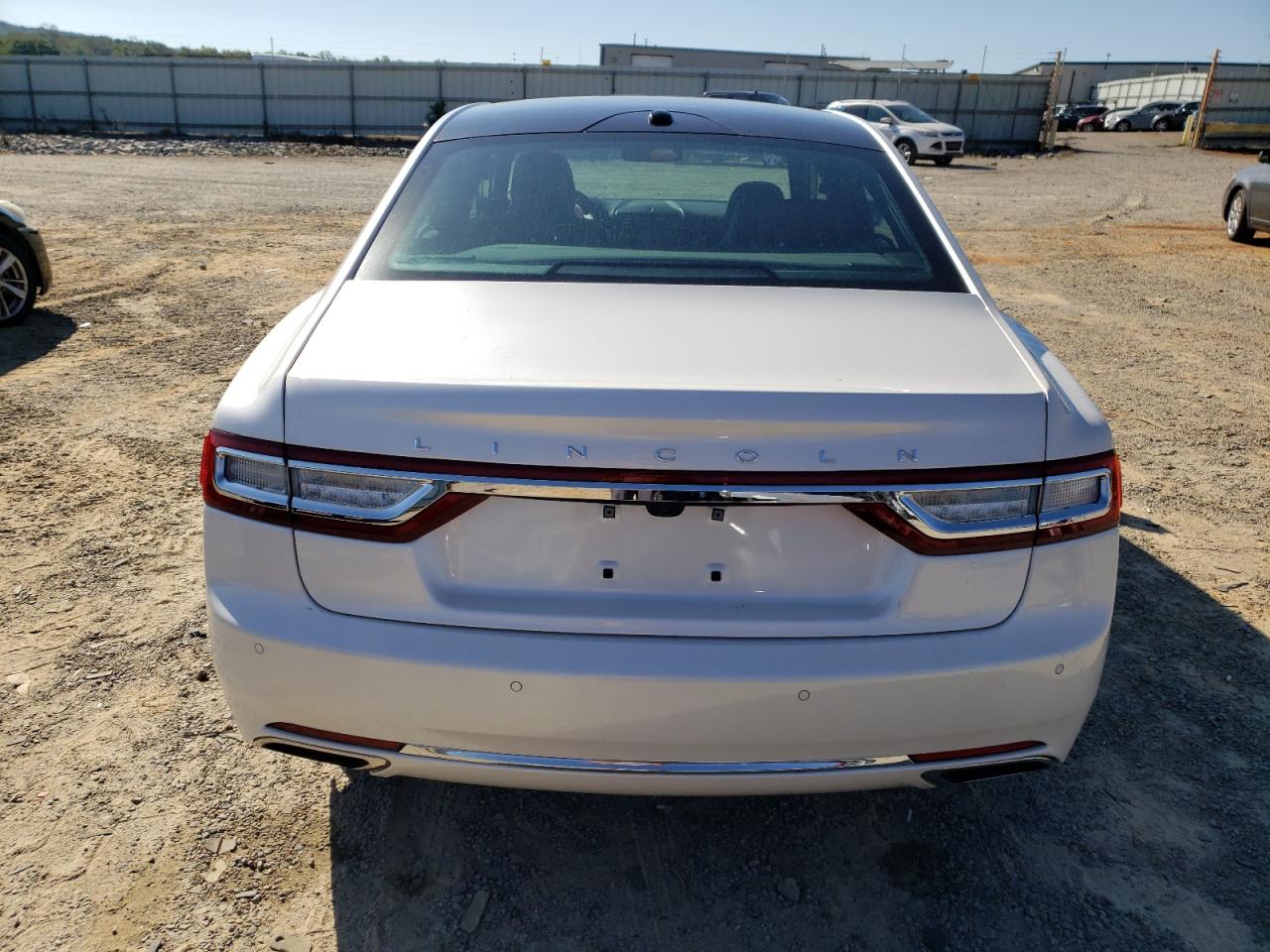 2017 Lincoln Continental Reserve VIN: 1LN6L9NP3H5618225 Lot: 74815064