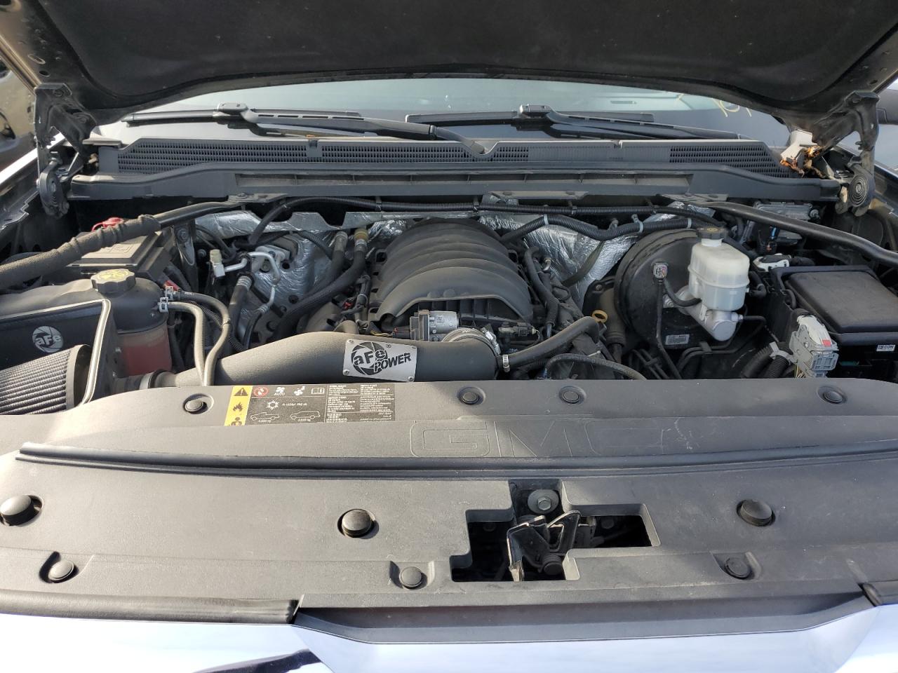 2017 GMC Sierra - Image 11