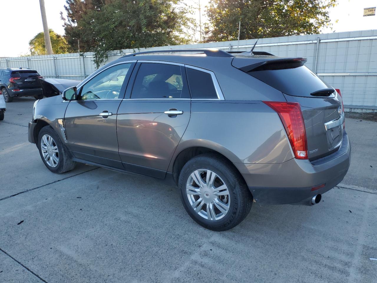 2011 Cadillac SRX - Image 2