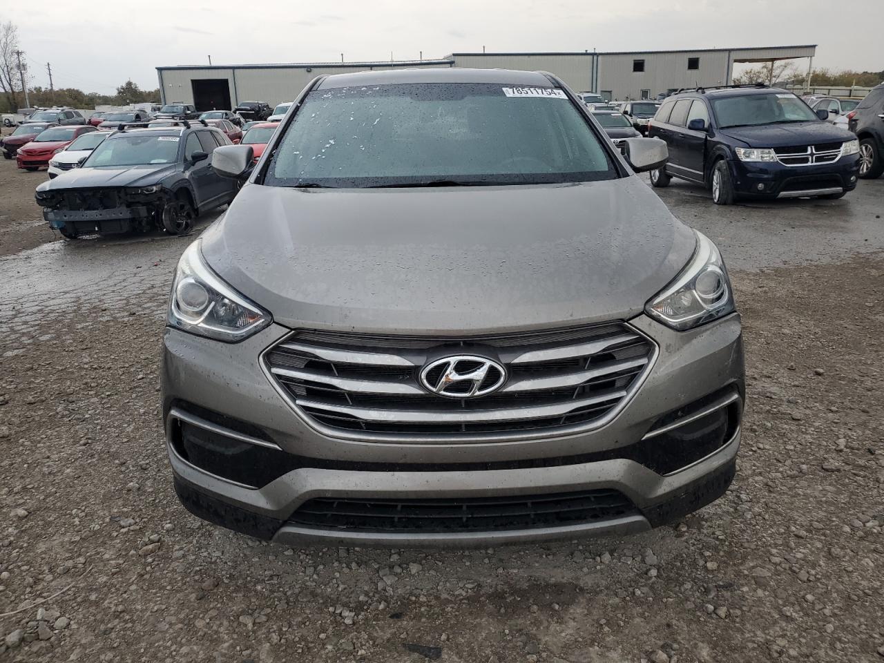 2017 Hyundai Santa Fe - Image 5