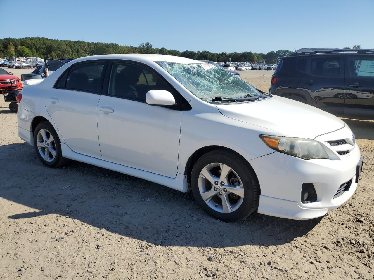 VIN 5YFBU4EE3DP143223 2013 TOYOTA COROLLA no.4