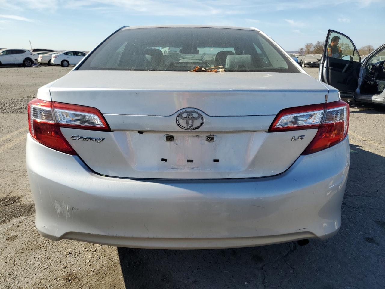 4T1BF1FKXEU387822 2014 Toyota Camry L