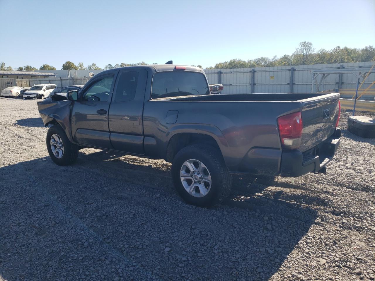 VIN 5TFRX5GN7GX058738 2016 TOYOTA TACOMA no.2