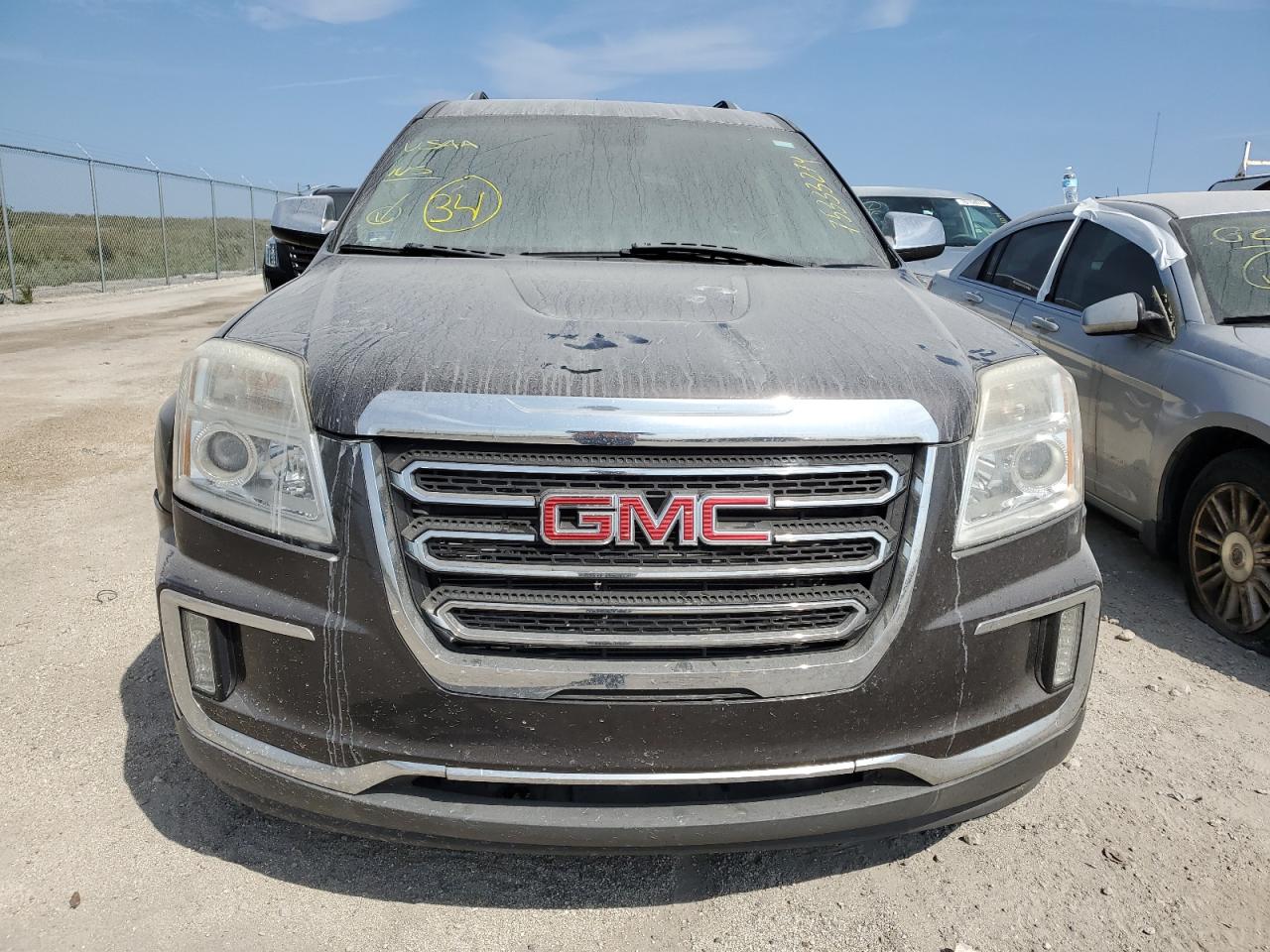 2016 GMC Terrain - Image 5