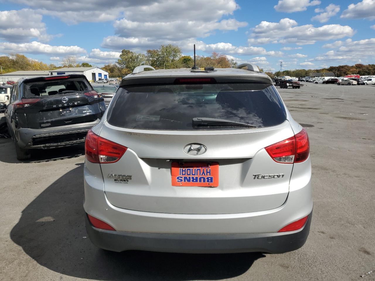 2011 Hyundai Tucson Gls VIN: KM8JU3AC8BU136421 Lot: 76128404