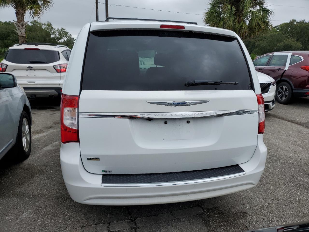 2C4RC1BG1GR295916 2016 Chrysler Town & Country Touring