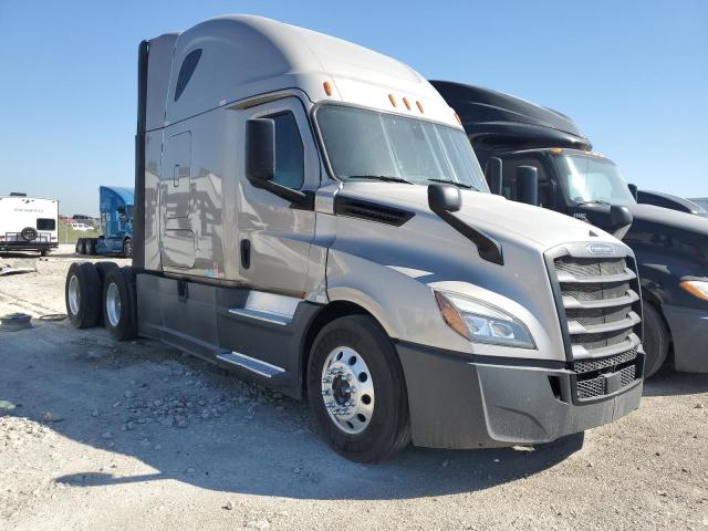 2019 Freightliner Cascadia 126 