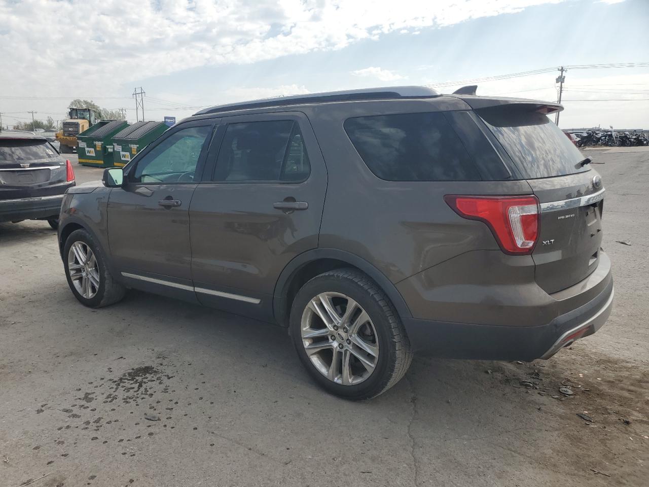 VIN 1FM5K7D81GGB09363 2016 FORD EXPLORER no.2