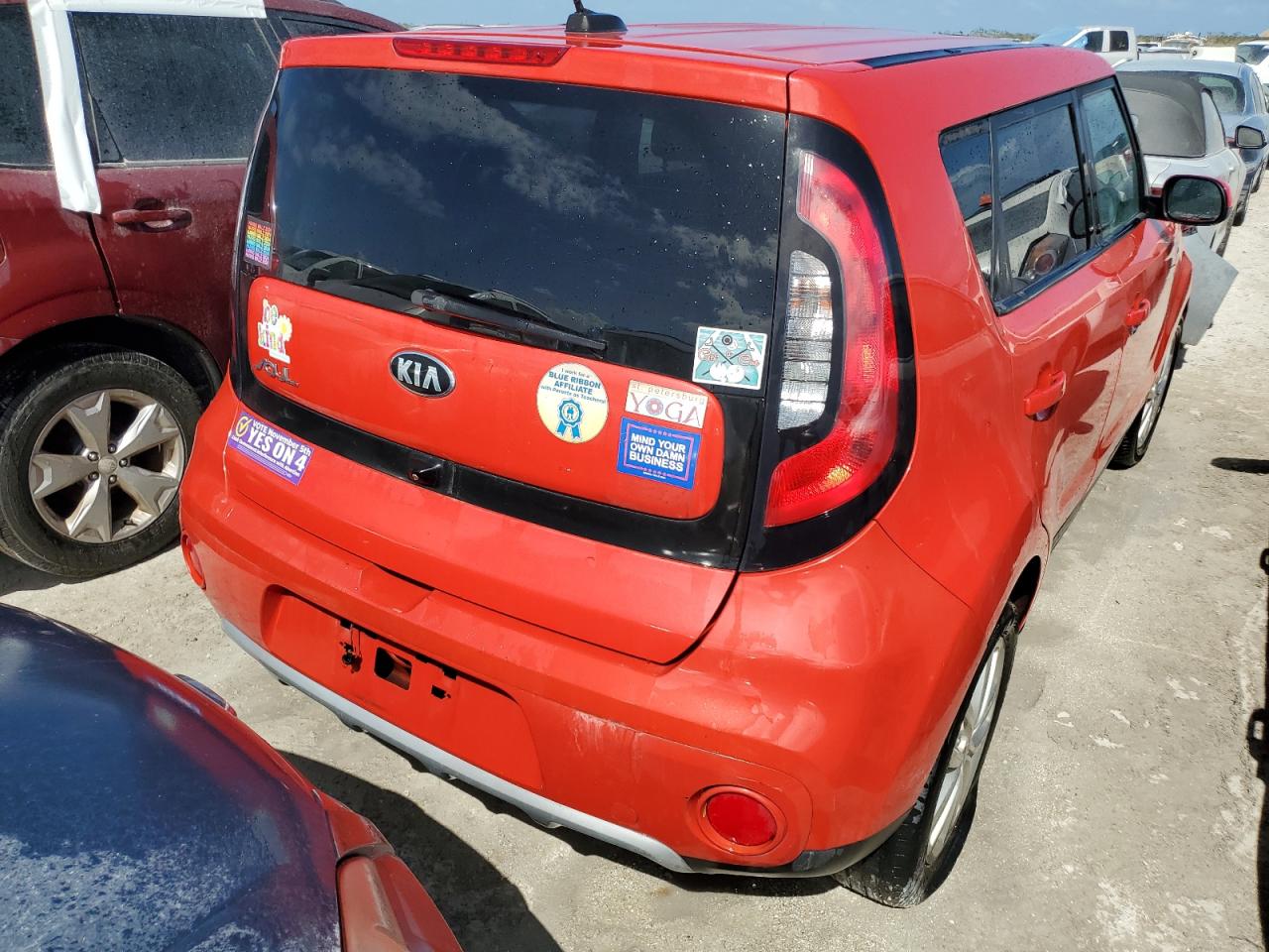 2018 Kia Soul + VIN: KNDJP3A56J7509272 Lot: 76061494