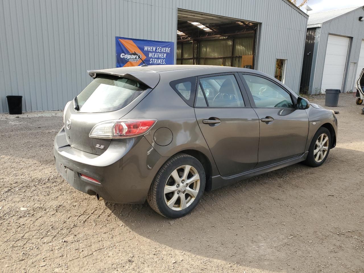 2010 Mazda 3 - Image 3