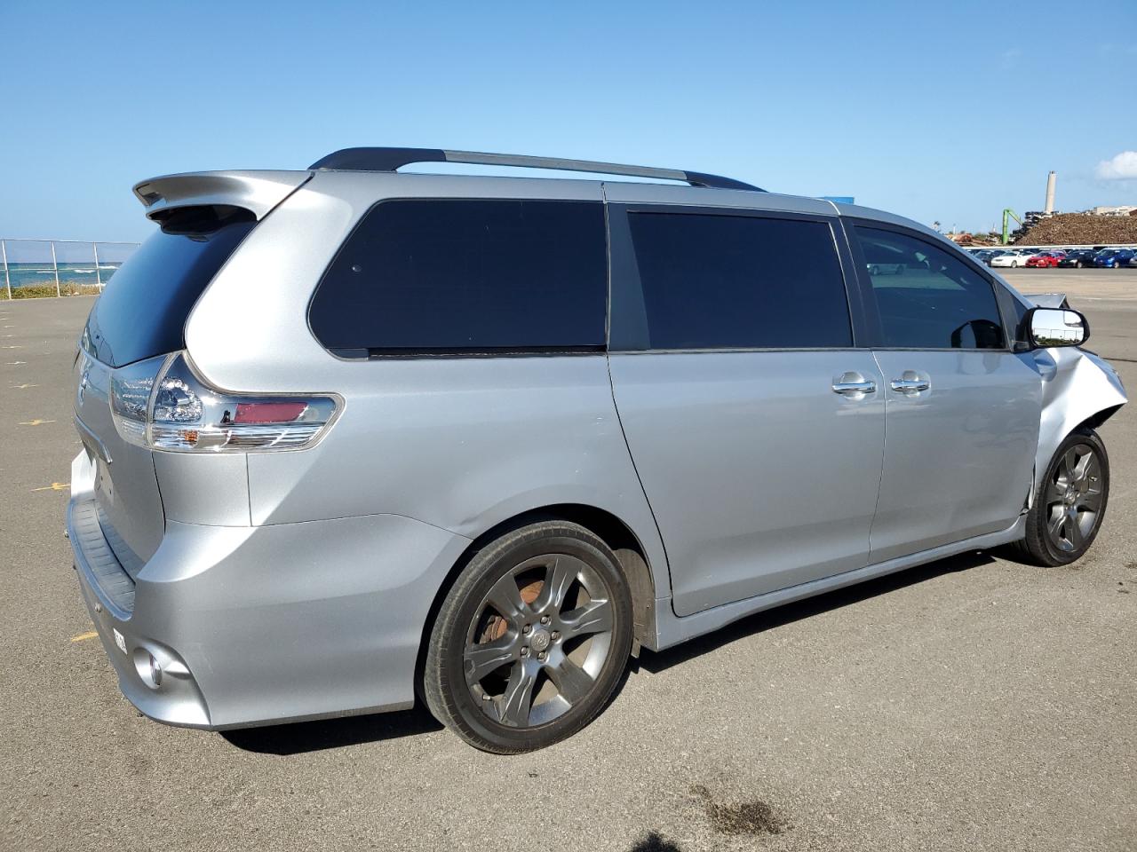 5TDXK3DC7FS664817 2015 Toyota Sienna Sport