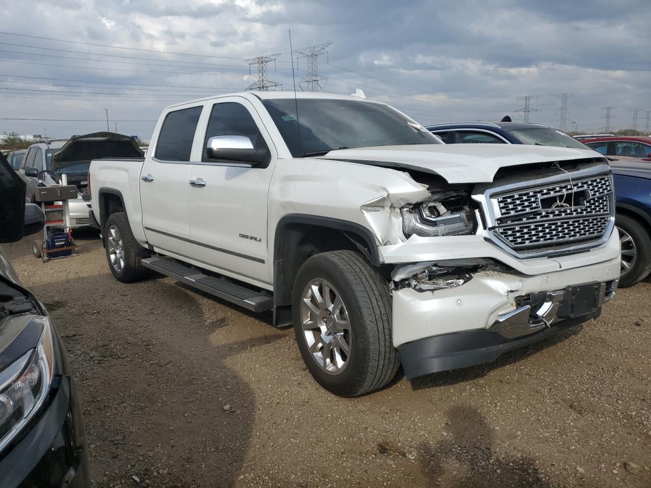 2018 GMC Sierra - Image 4