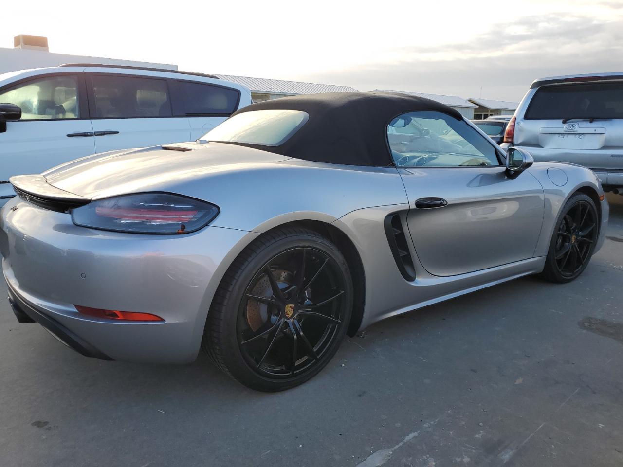 2019 Porsche Boxster - Image 3