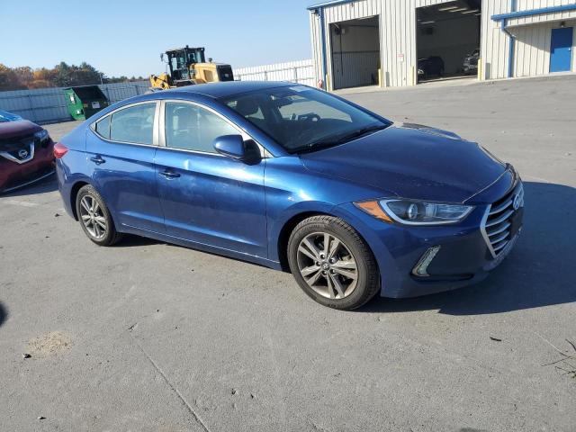  HYUNDAI ELANTRA 2017 Синий