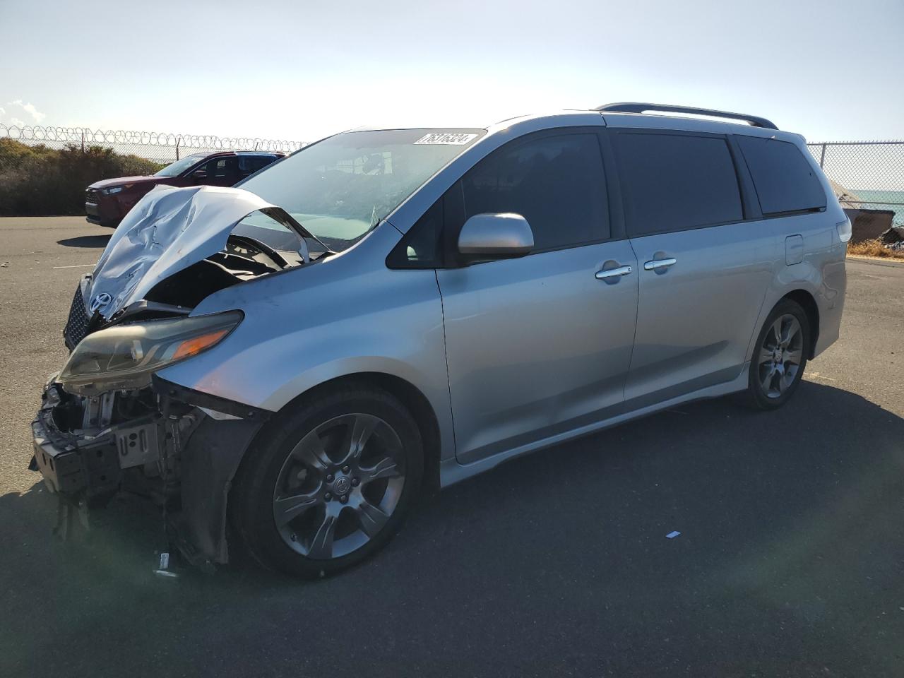 5TDXK3DC7FS664817 2015 Toyota Sienna Sport